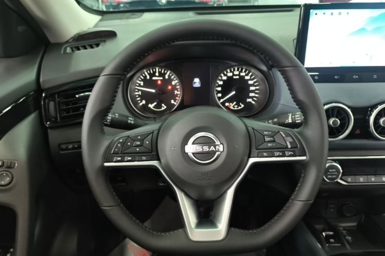 Used Nissan X-Trail 2025 Honor 2.0L Two-Wheel Drive Leading Edition Steering Wheel