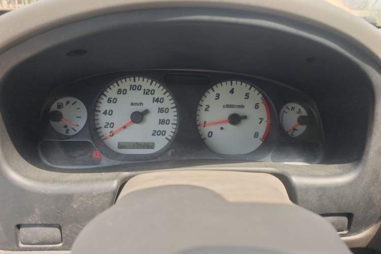 Used Nissan ZN Van 2011 2.4L Two-Wheel-Drive Standard Version 5 Seats ZN6493 Instrument Cluster