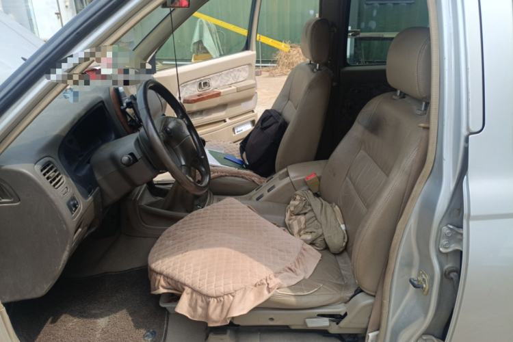 Used Nissan ZN Van 2011 2.4L Two-Wheel-Drive Standard Version 7-Seater ZN6493 Left Front Seat