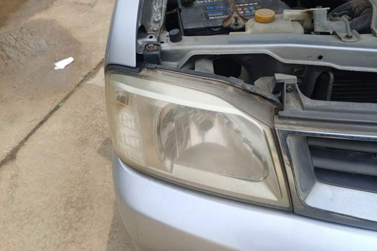 Used Nissan ZN Van 2011 2.4L Two-Wheel-Drive Standard Version 7-Seater ZN6493 Right Front Headlight