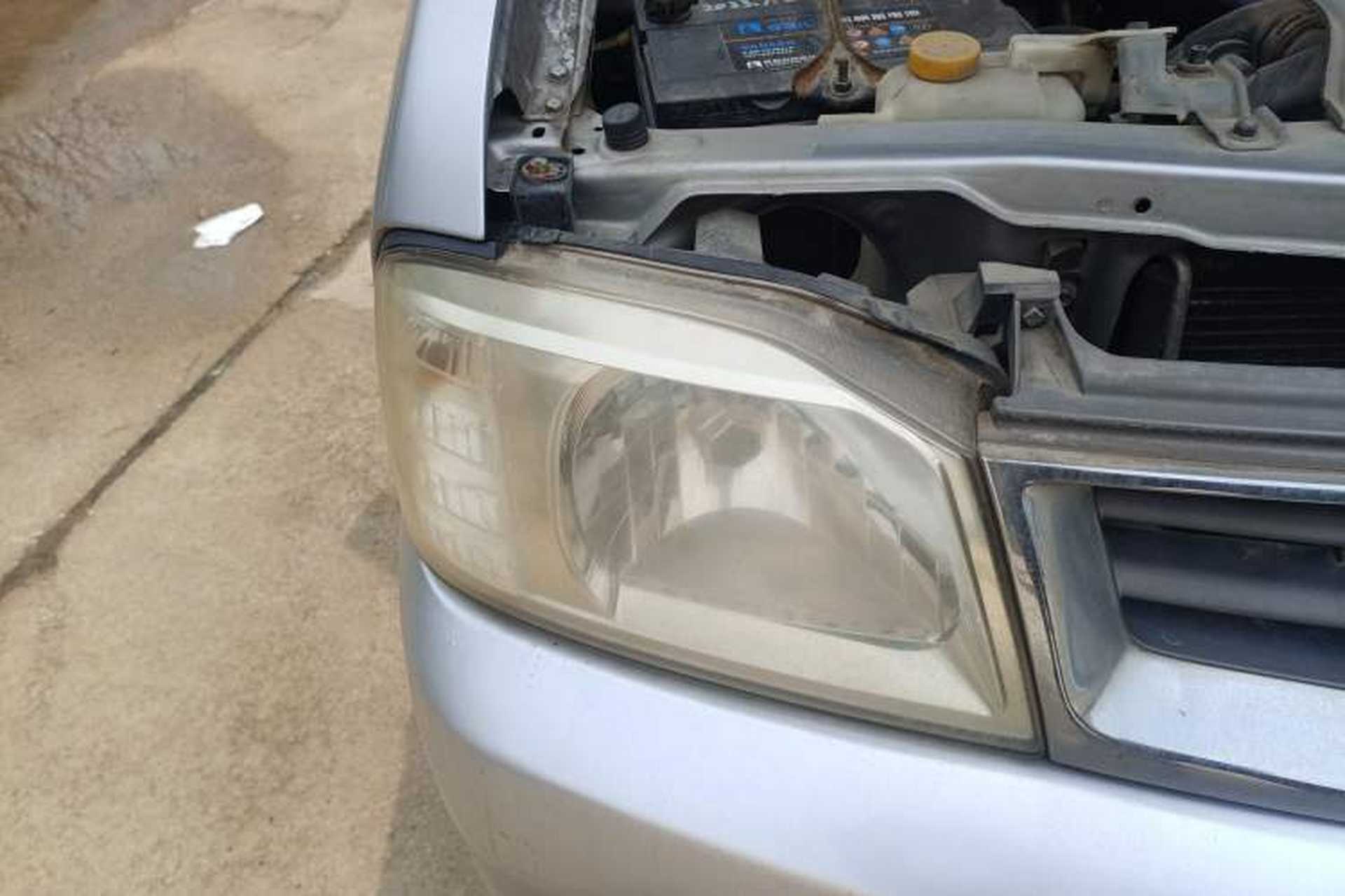 Used Nissan ZN Van 2011 2.4L Two-Wheel-Drive Standard Version 7-Seater ZN6493 Right Front Headlight