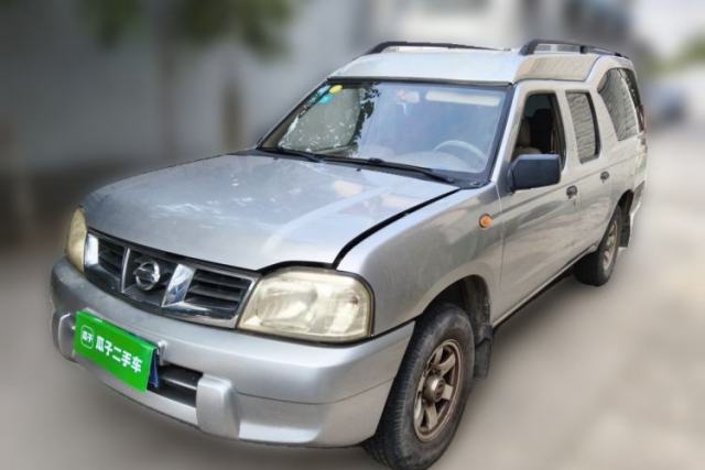 Ojetý Nissan ZN Van 2013 2.4L Two-Wheel Drive Luxury Version 5 Seats