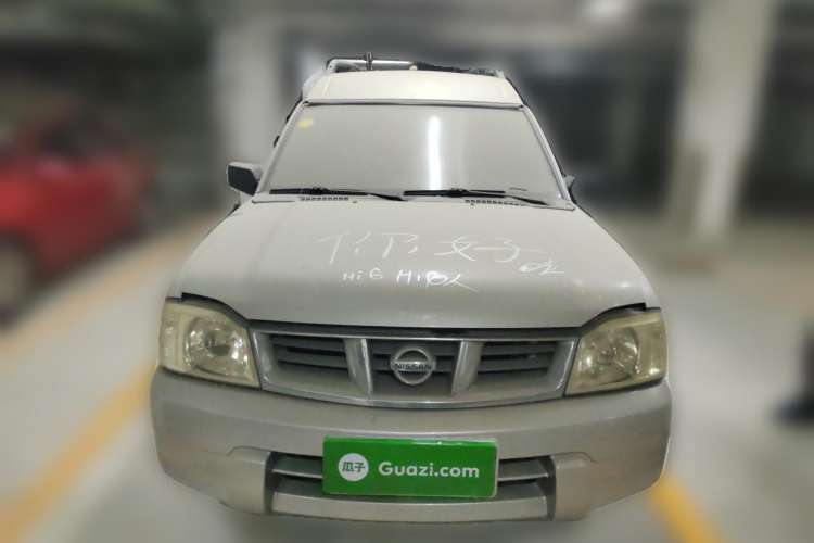 Used Nissan ZN Van 2013 2.4L Two-Wheel Drive Standard Model with 5 Seats Front