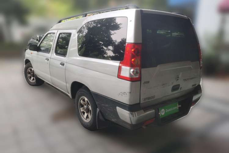 Used Nissan ZN Van 2013 2.4L Two-Wheel Drive Standard Model with 5 Seats Rear Left 45 Deg