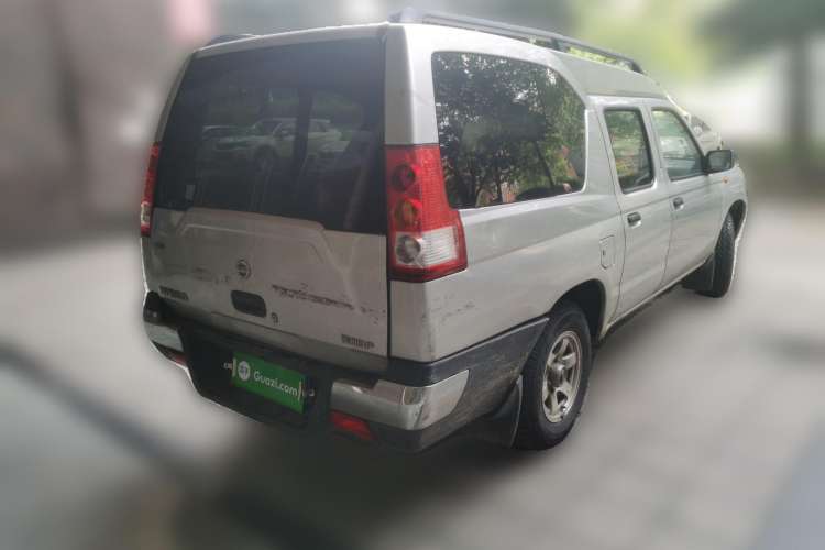 Used Nissan ZN Van 2013 2.4L Two-Wheel Drive Standard Model with 5 Seats Rear Right 45 Deg