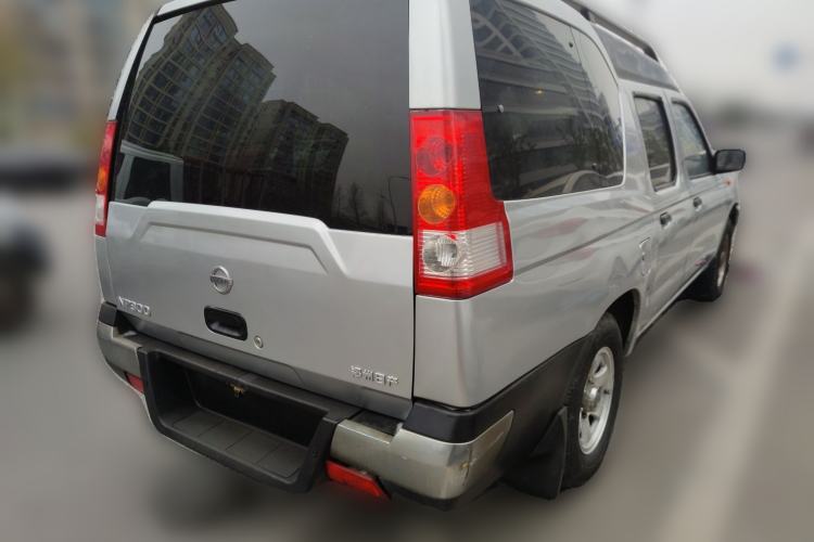 Used Nissan ZN Van 2013 2.4L Two-Wheel Drive Standard Model with 5 Seats Rear Right 45 Deg