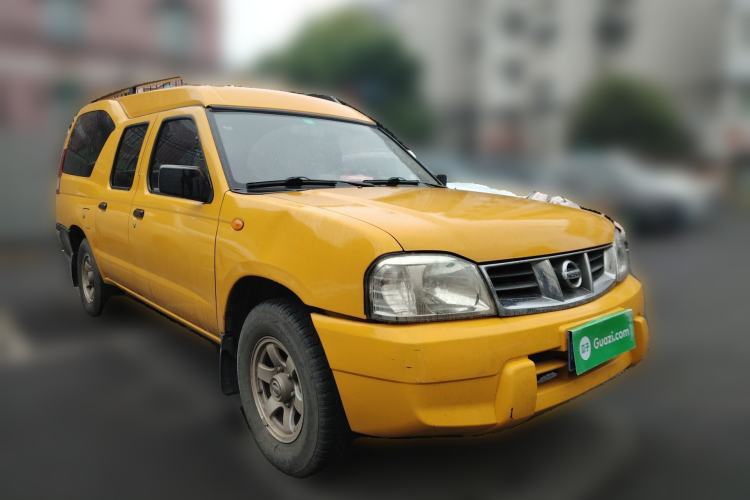 Used Nissan ZN Van 2013 2.4L Two-Wheel Drive Standard Model with 5 Seats Front Right 45 Deg