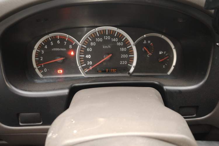 Used Nissan ZN Van 2013 2.4L Two-Wheel Drive Standard Model with 5 Seats Odometer Close Up