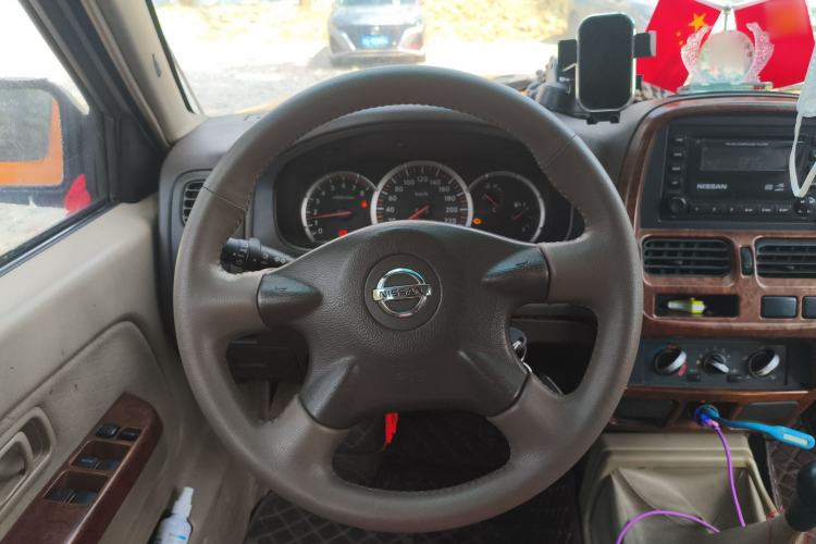 Used Nissan ZN Van 2013 2.4L Two-Wheel Drive Standard Model with 5 Seats Steering Wheel