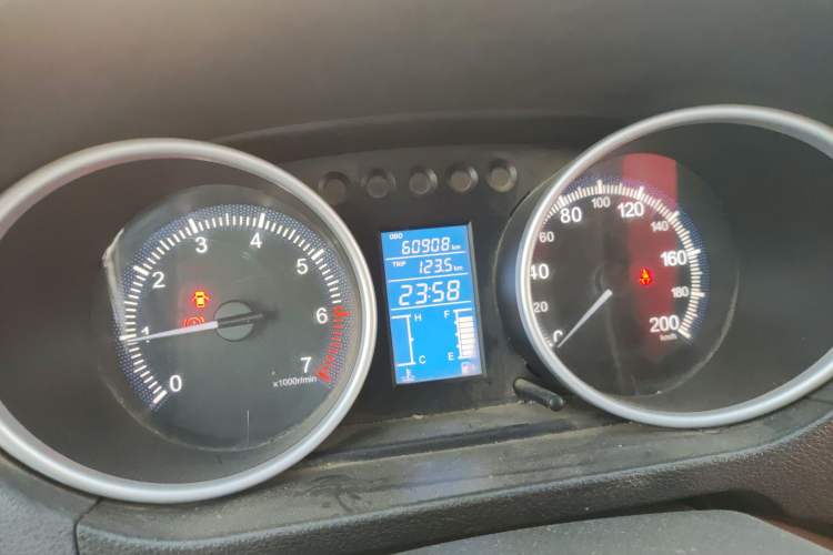 Used Nlmmotor Qiteng EX80 2015 1.5L Startup Version DAM15DL Odometer Close Up