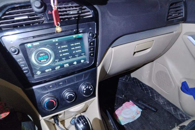 Used Nlmmotor Qiteng EX80 2015 1.5L Elite Version DAM15DL Audio And AC Panel