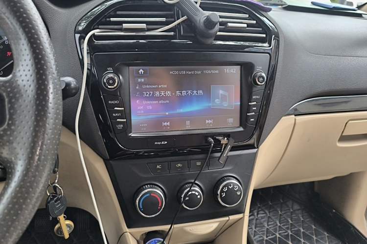 Used Nlmmotor Qiteng EX80 2015 1.5L Luxury Version DAM15DL Audio And AC Panel