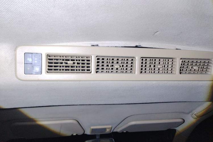 Used Nlmmotor Qiteng EX80 2015 1.5L Elite Version DAM15DL Headliner
