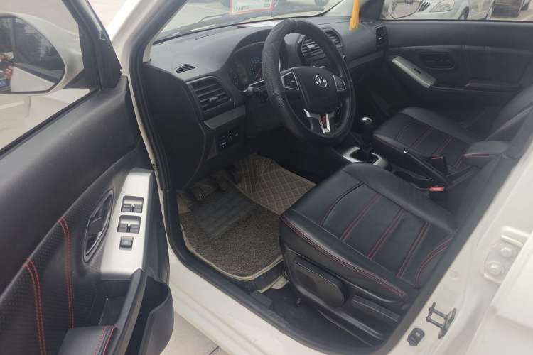 Used Nlmmotor Qiteng EX80 2021 1.5L Standard 7-Seater Interior 2