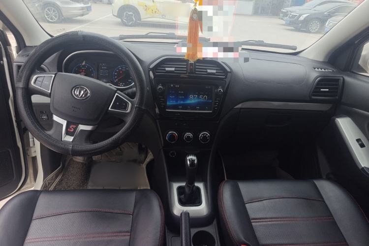 Used Nlmmotor Qiteng EX80 2021 1.5L Standard 7-Seater Interior 3