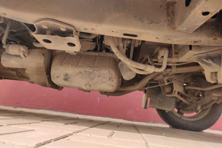 Used Nlmmotor Qiteng M70 2014 1.2L Entry-Level LJ469Q-AE2 Chassis Front Right