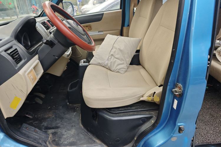 Used Nlmmotor Qiteng M70 2014 1.2L Entry-Level LJ469Q-AE2 Left Front Seat