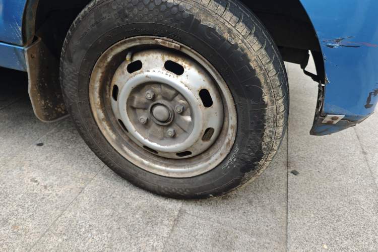 Used Nlmmotor Qiteng M70 2014 1.2L Entry-Level LJ469Q-AE2 Right Front Wheel Hub