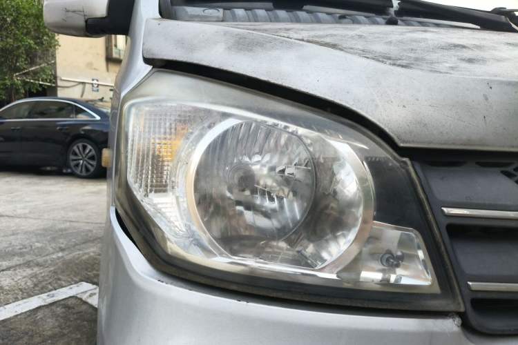 Used Nlmmotor Qiteng M70 2014 1.2L Wealthy Model LJ469Q-AE2 Right Front Headlight