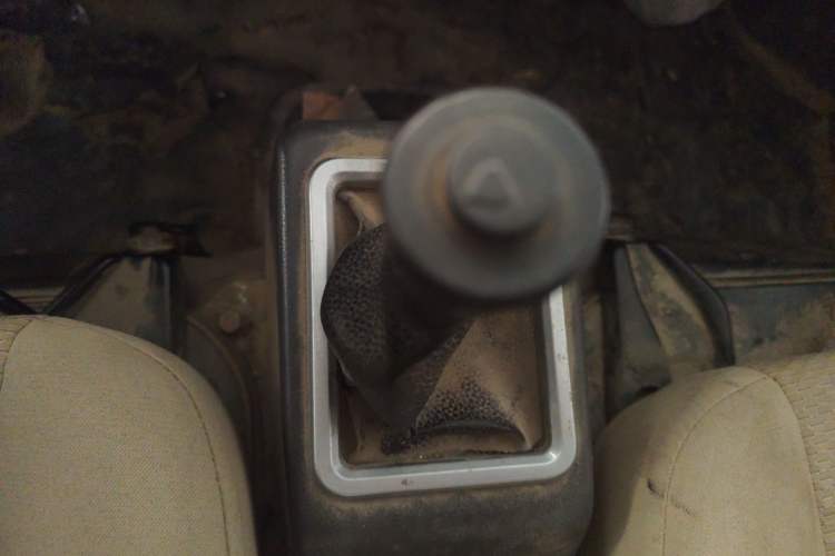 Used Nlmmotor Qiteng M70 2014 1.2L Entry-Level LJ469Q-AE2 Gear Lever