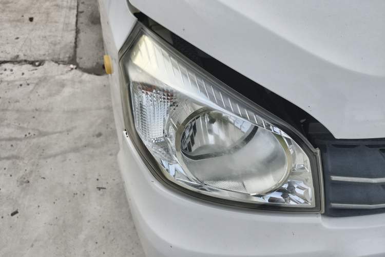 Used Nlmmotor Qiteng M70 2014 1.2L Practical Version LJ469Q-AE2 Right Front Headlight