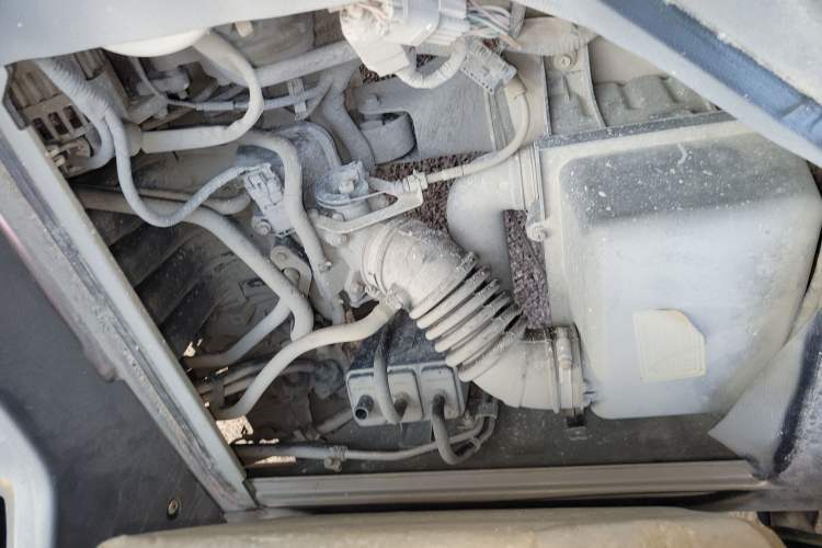 Used Nlmmotor Qiteng M70 2014 1.2L Entry-Level LJ469Q-AE2 Engine Bay Right
