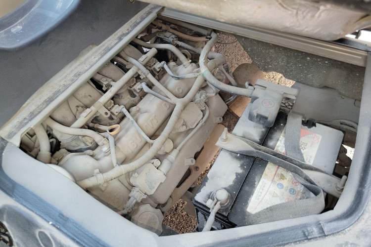 Used Nlmmotor Qiteng M70 2014 1.2L Entry-Level LJ469Q-AE2 Engine Bay