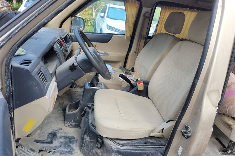 Used Nlmmotor Qiteng M70 2014 1.2L Entry-Level LJ469Q-AE2 Left Front Seat