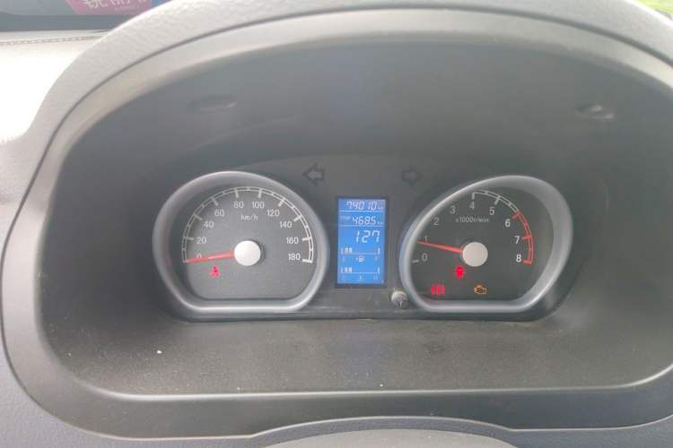 Used Nlmmotor Qiteng M70 2014 1.2L Entry-Level LJ469Q-AE2 Odometer Close Up