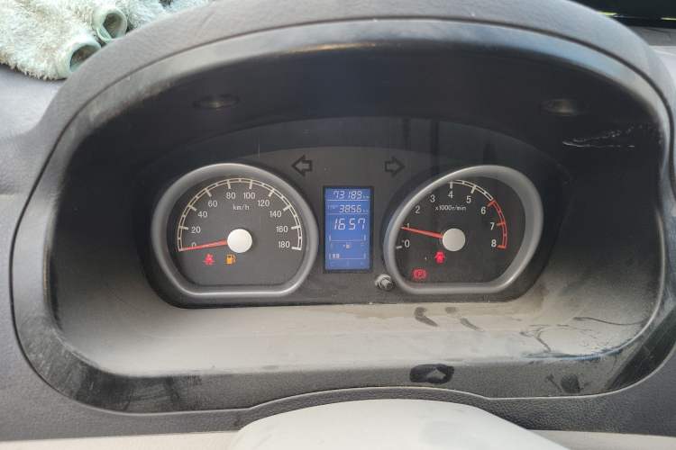 Used Nlmmotor Qiteng M70 2014 1.2L Entry-Level LJ469Q-AE2 Odometer Close Up