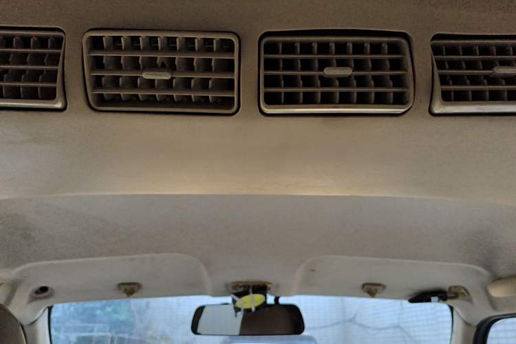 Used Nlmmotor Qiteng M70 2016 1.2L Wealthy Model Headliner