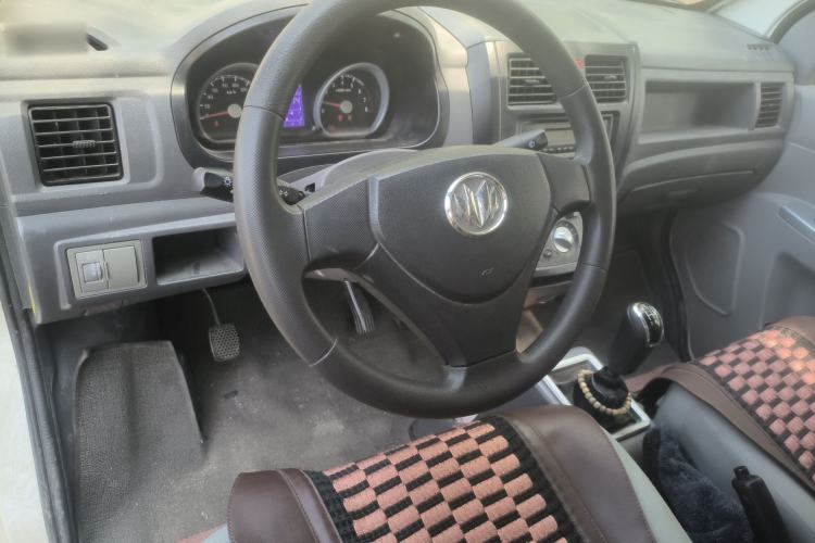 Used Nlmmotor Qiteng M70 2021 1.5L M70L Comfort Edition Center Console