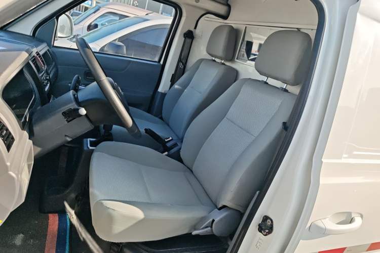 Used Nlmmotor Qiteng M70 2021 1.5L M70L Comfort Edition Left Front Seat