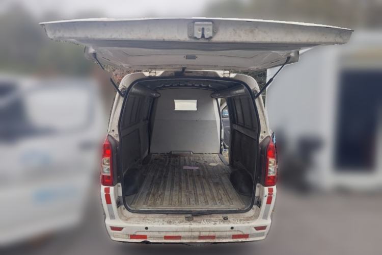Used Nlmmotor Qiteng M70 2022 1.5L M70L Van Basic Version DAM15KR Trunk