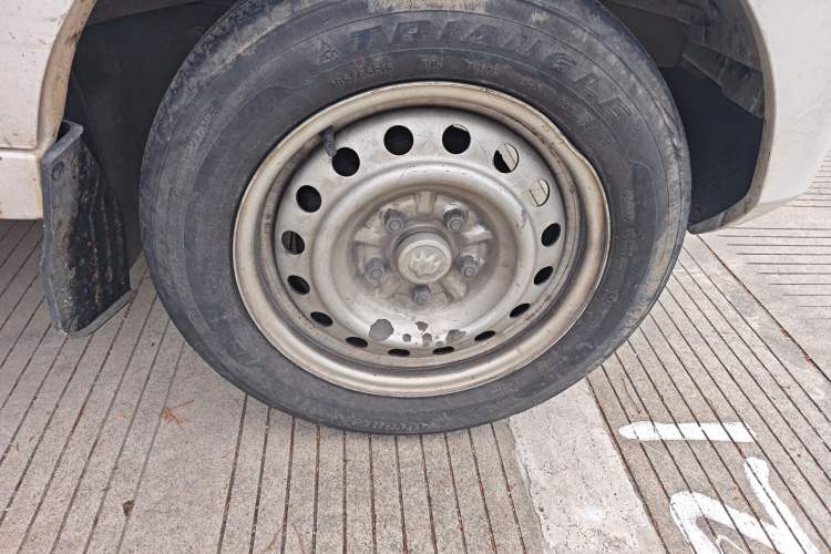 Used Nlmmotor Qiteng M70EV 2020 M70L-EV Long-Range Version Right Front Wheel Hub