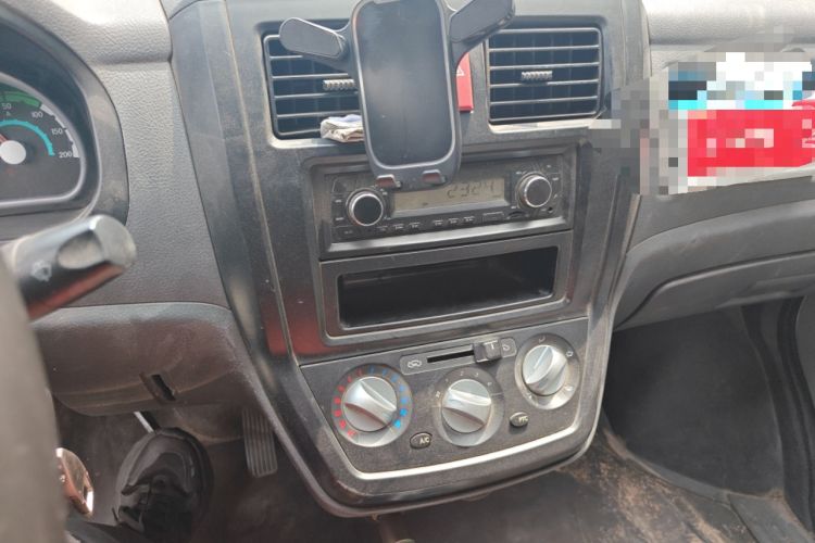 Used Nlmmotor Qiteng M70EV 2021 M70L Wealthy Edition 41.86 kWh Audio And AC Panel