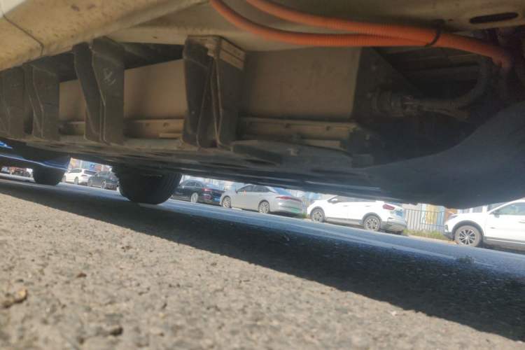 Used Nlmmotor Qiteng M70EV 2021 M70L-EV 7-Seater Passenger Version Chassis Front Right