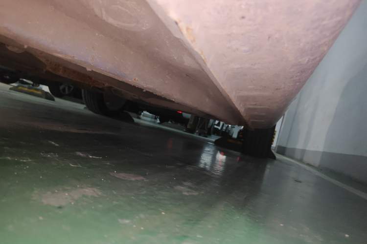 Used Oley 2012 Sedan 1.5L Automatic Comfort Model Chassis Front Left