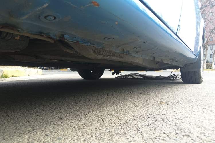 Used Oley 2012 Sedan 1.5L Manual Comfort Model Chassis Rear Right