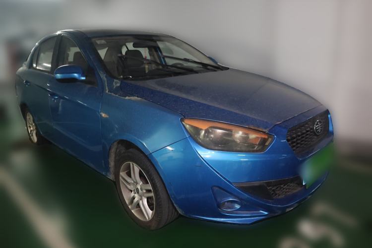 Used Oley 2012 Sedan 1.5L Automatic Comfort Model Front Right 45 Deg