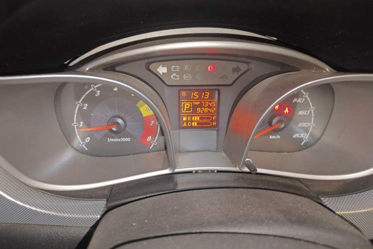 Used Oley 2012 Sedan 1.5L Automatic Comfort Model Odometer Close Up