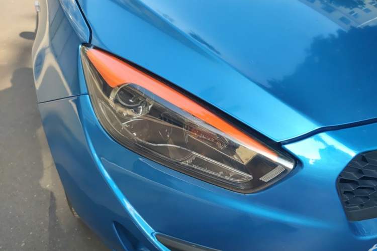 Used Oley 2012 Sedan 1.5L Automatic Prestige Model Right Front Headlight