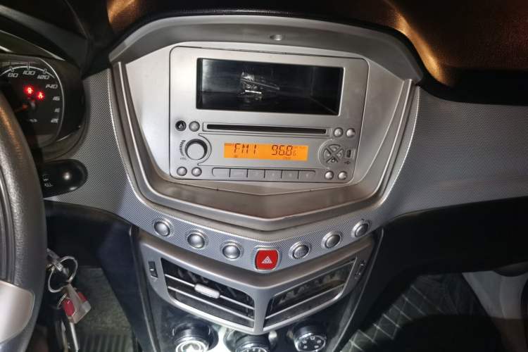 Used Oley 2012 Sedan 1.5L Manual Comfort Model Audio And AC Panel