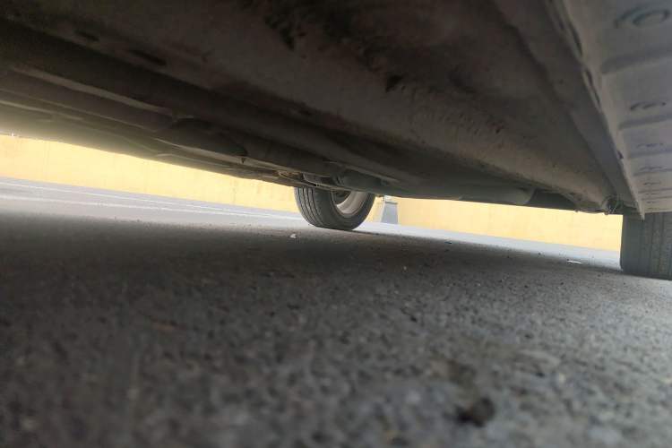 Used Oley 2012 Sedan 1.5L Manual Comfort Model Chassis Front Left