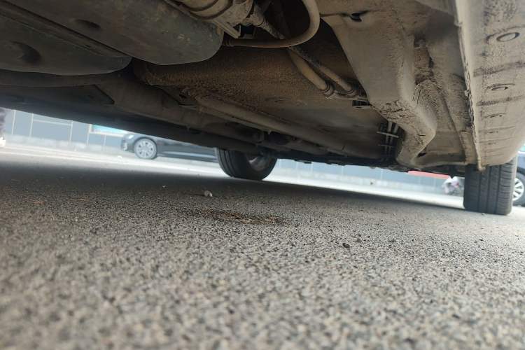 Used Oley 2012 Sedan 1.5L Manual Comfort Model Chassis Rear Right