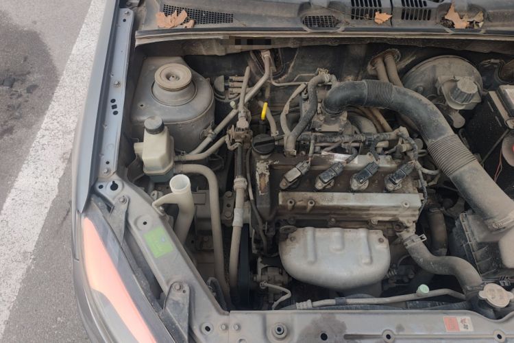 Used Oley 2012 Sedan 1.5L Manual Comfort Model Engine Bay Right