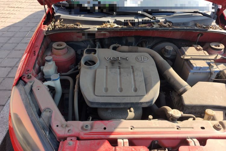 Used Oley 2012 Sedan 1.5L Manual Luxury Model Engine Bay Right