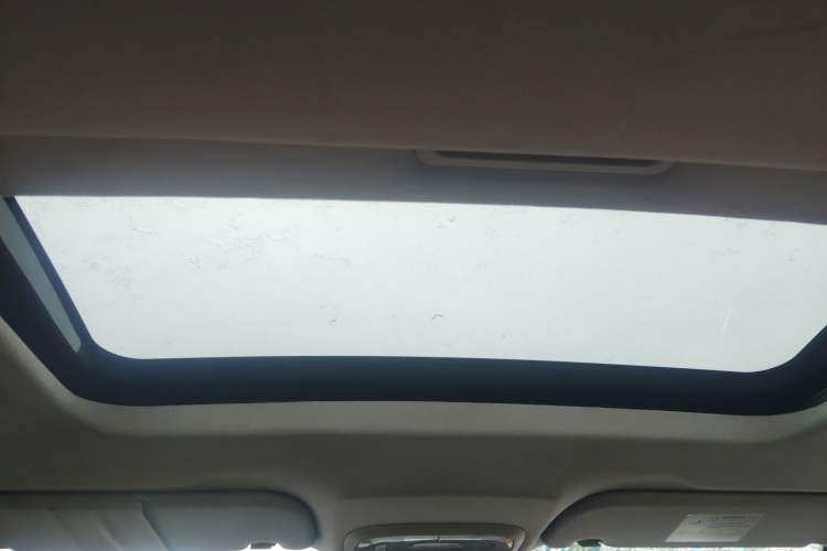 Used Oley 2012 Sedan 1.5L Automatic Luxury Model Headliner