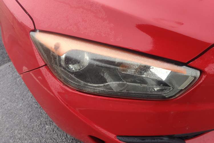 Used Oley 2012 Sedan 1.5L Automatic Luxury Model Right Front Headlight