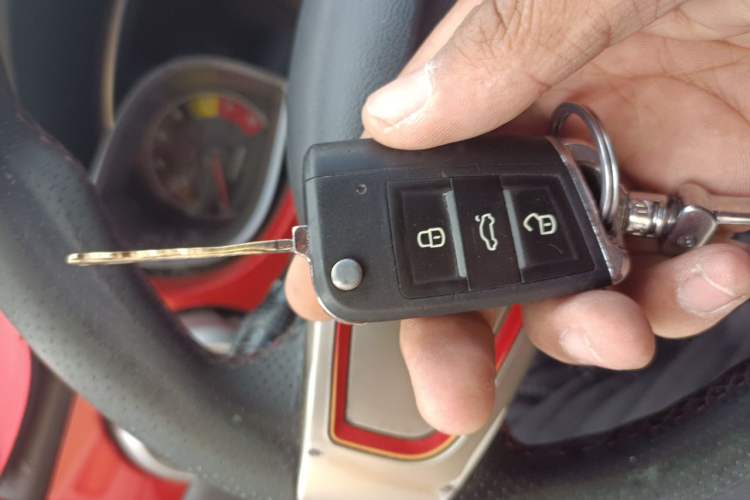 Used Oley 2012 Sedan 1.5L Automatic Luxury Model Vehicle Key